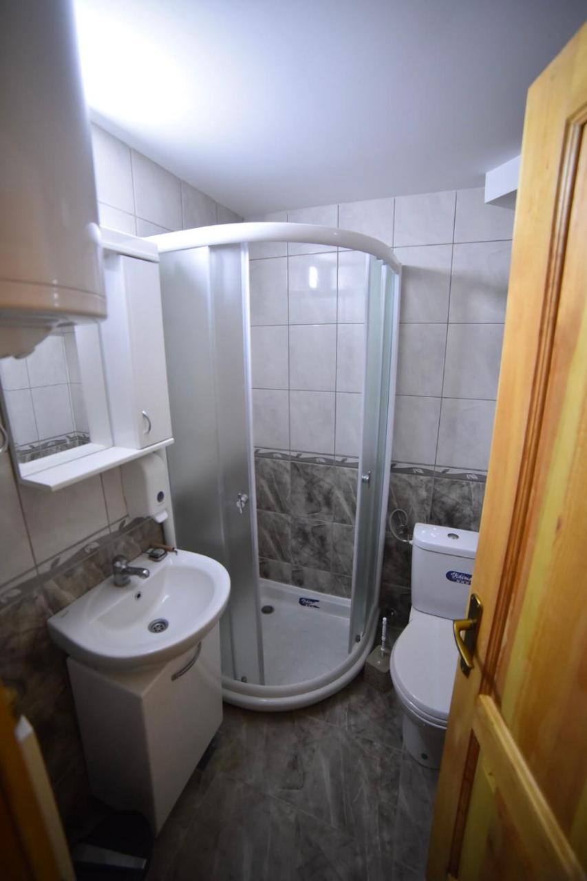 Izvor Bazeni Vrela Villa Uzice Ngoại thất bức ảnh